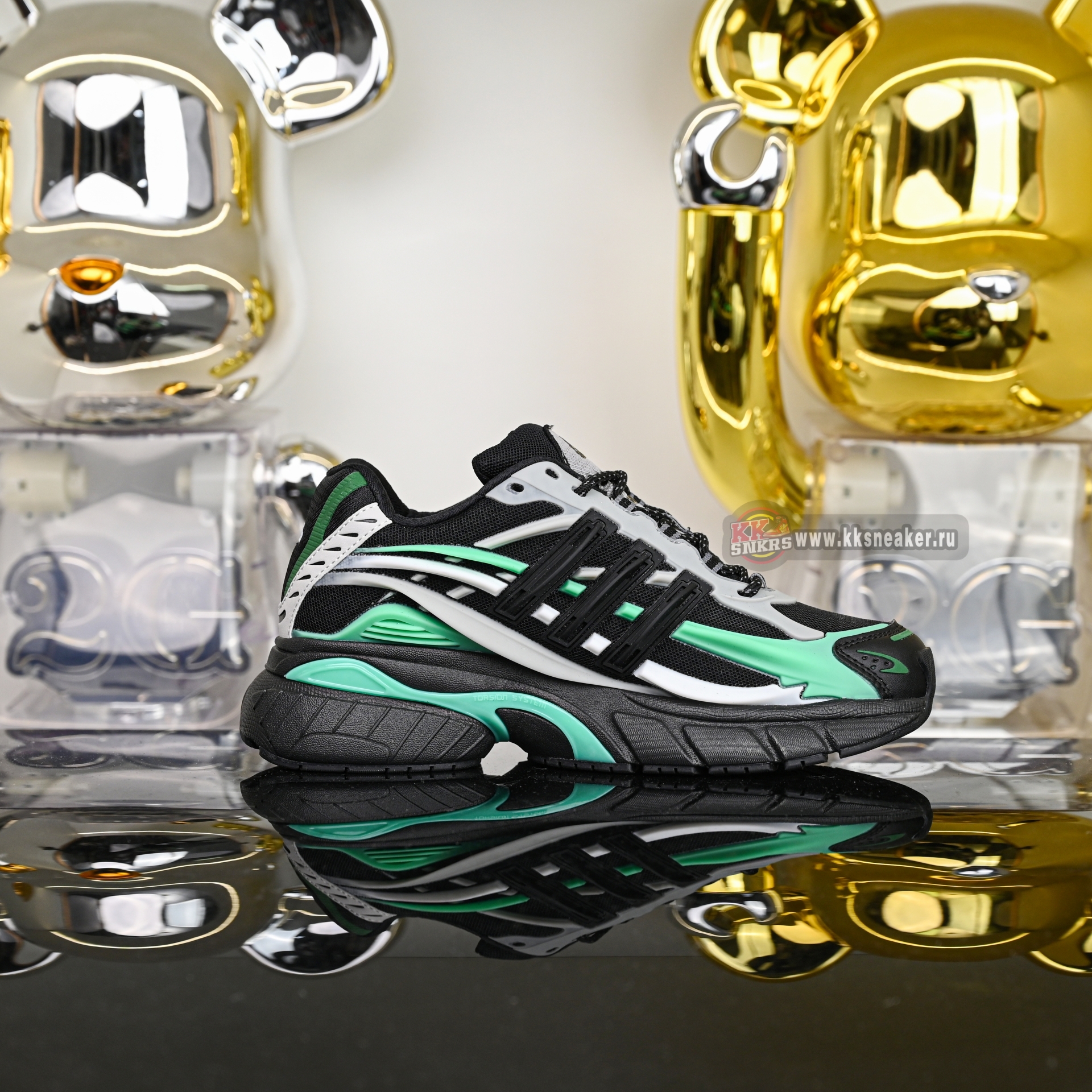 Pharrell x adidas Adistar Jellyfish JP9276