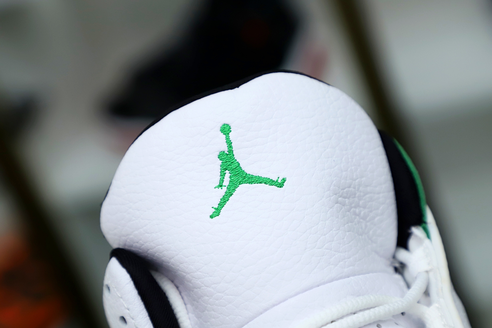 AIR JORDAN 13 “LUCKY GREEN” DB6537-113