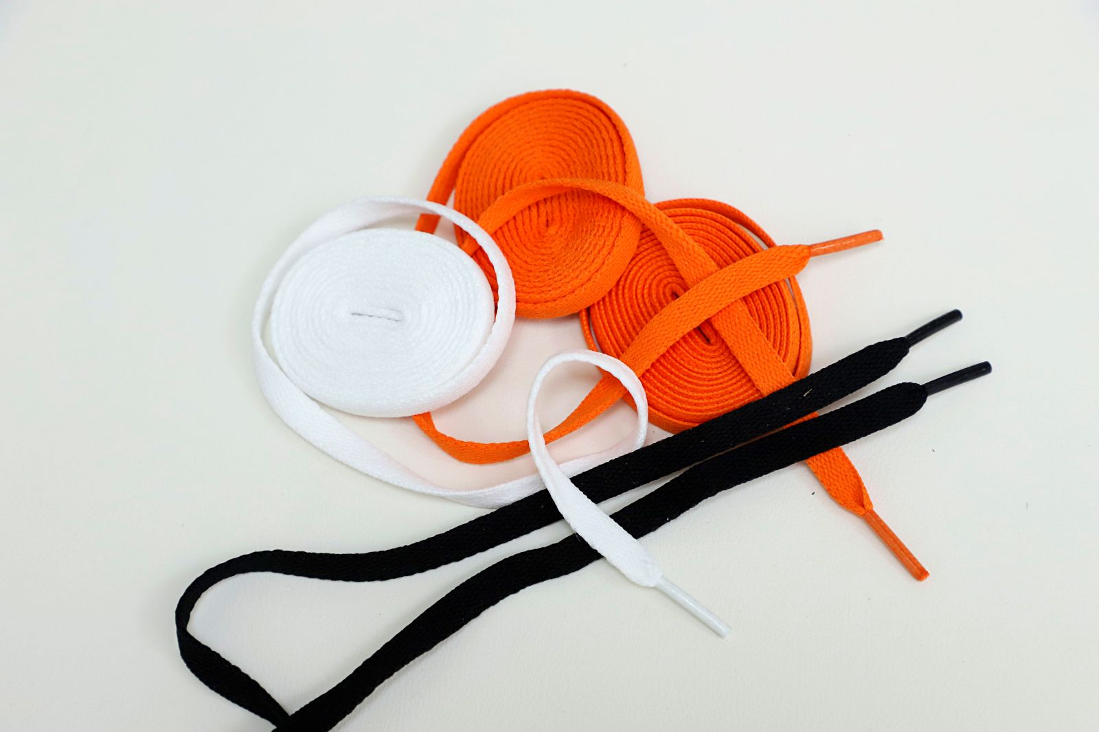 Air Jordan 1 Retro High OG Electro Orange'