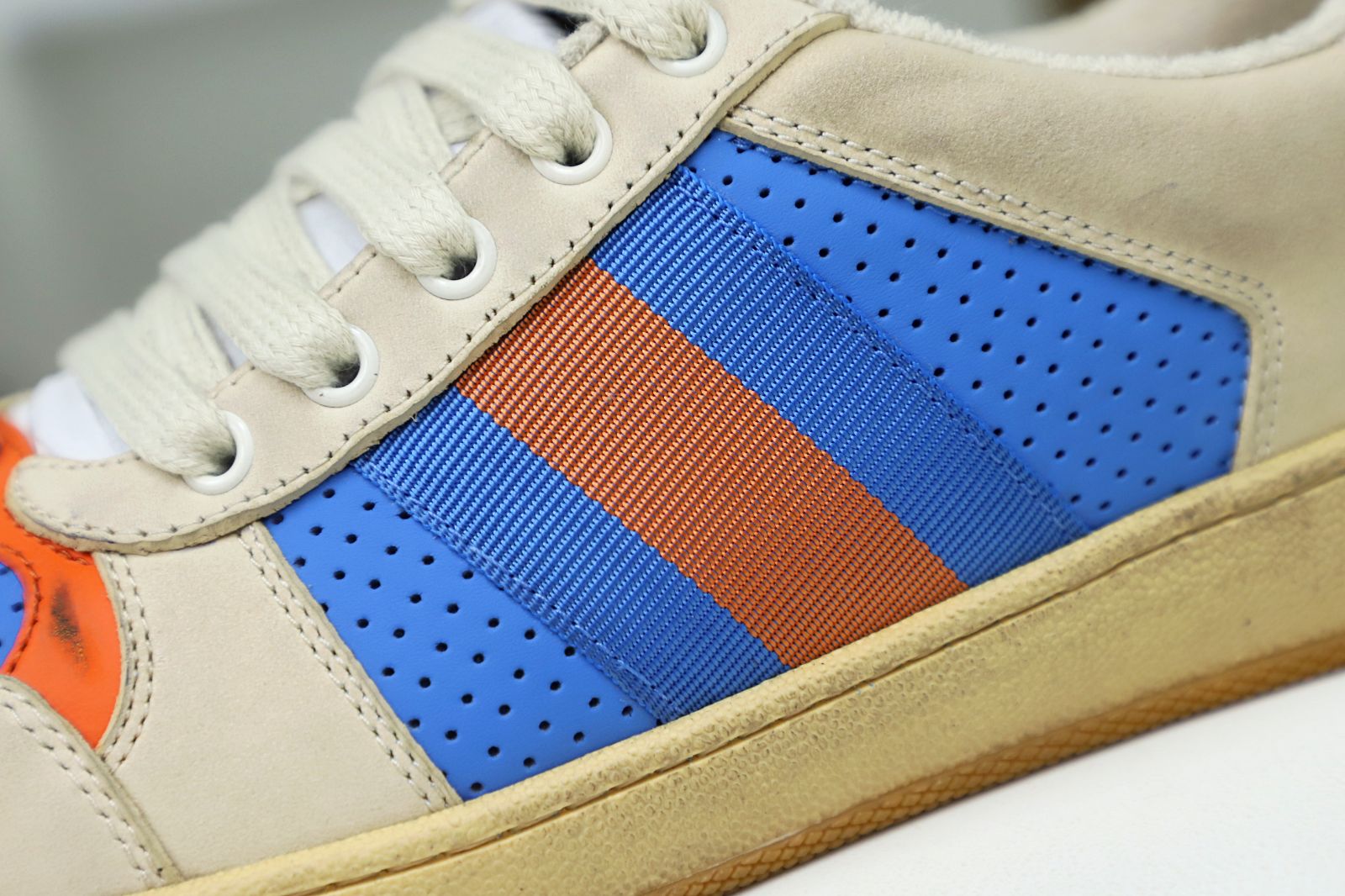 GUCCl  Screener Leather Sneaker GG