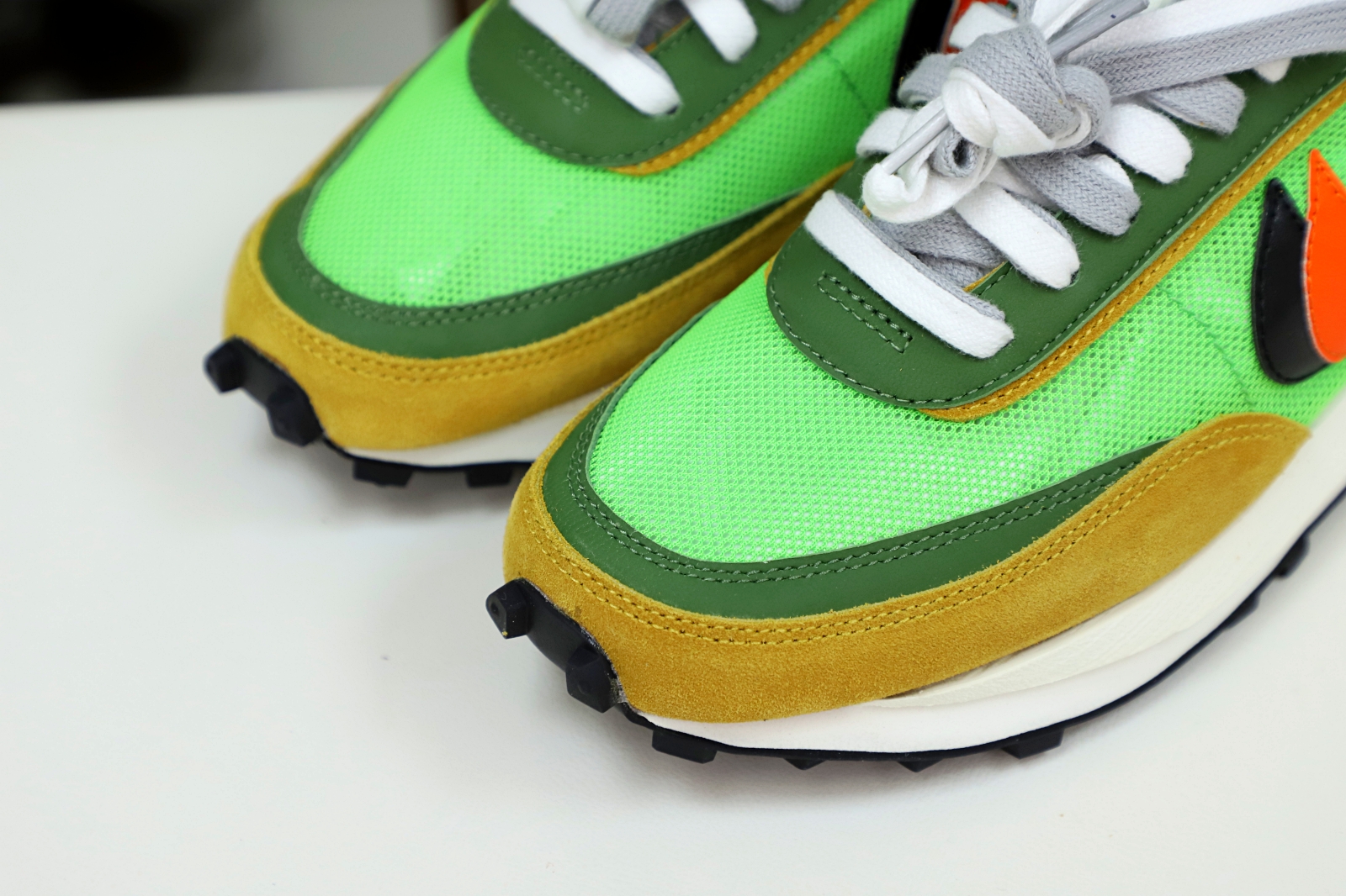 SACAI X LDWAFFLE 'GREEN GUSTO'