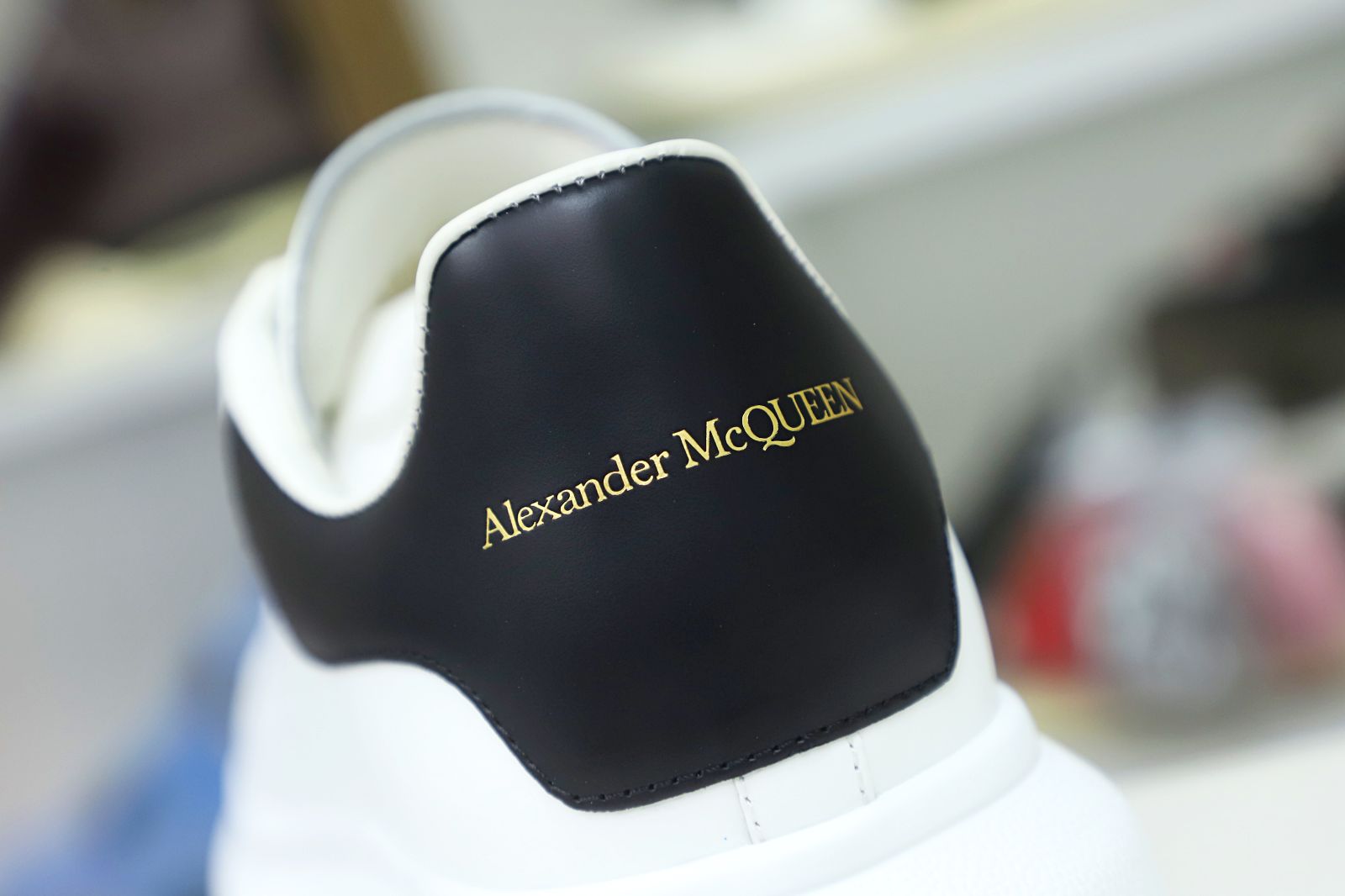 Alexander McQueen WHITE SMOOTH