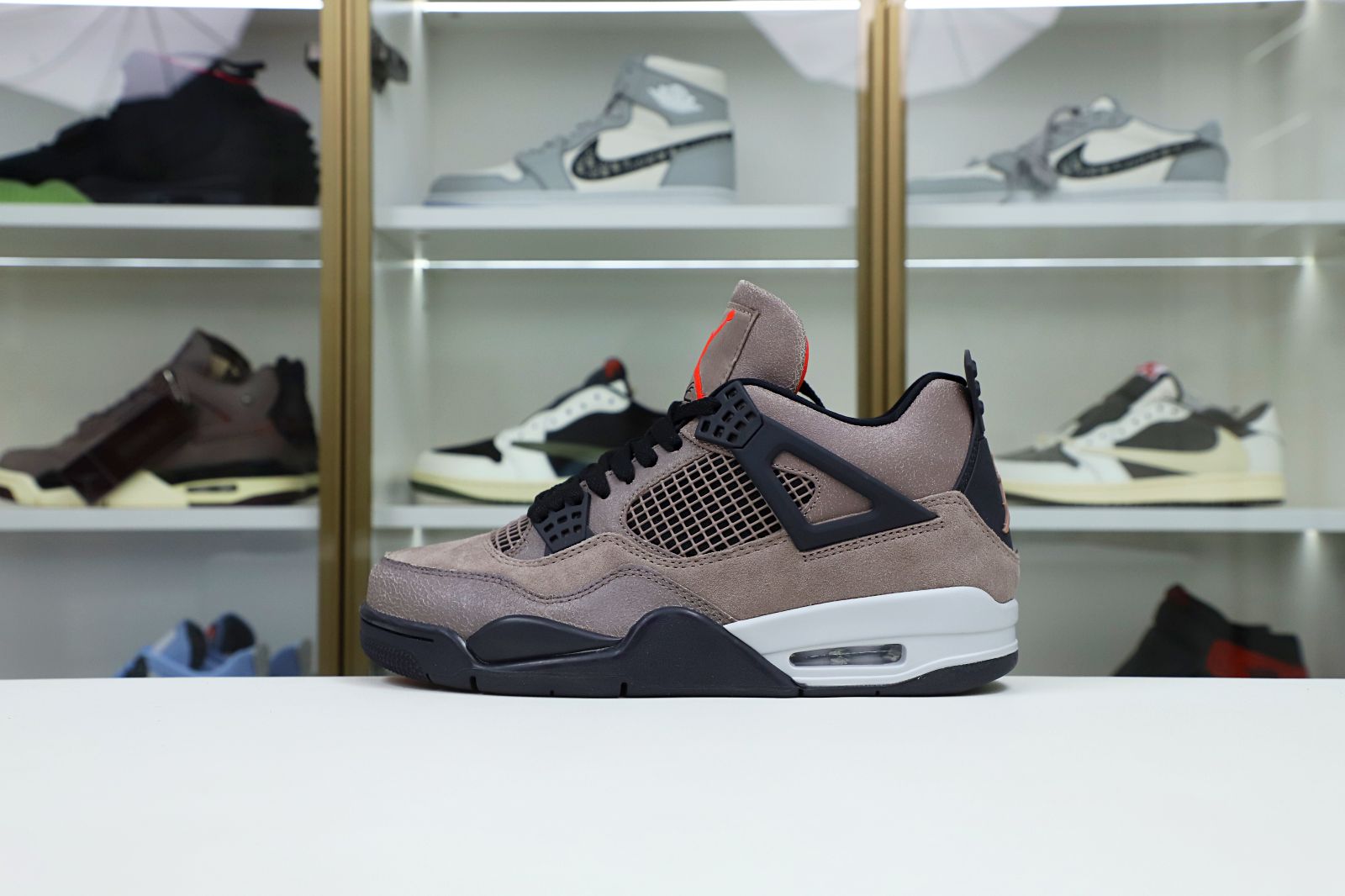 AIR JORDAN 4 RETRO 'TAUPE HAZE'