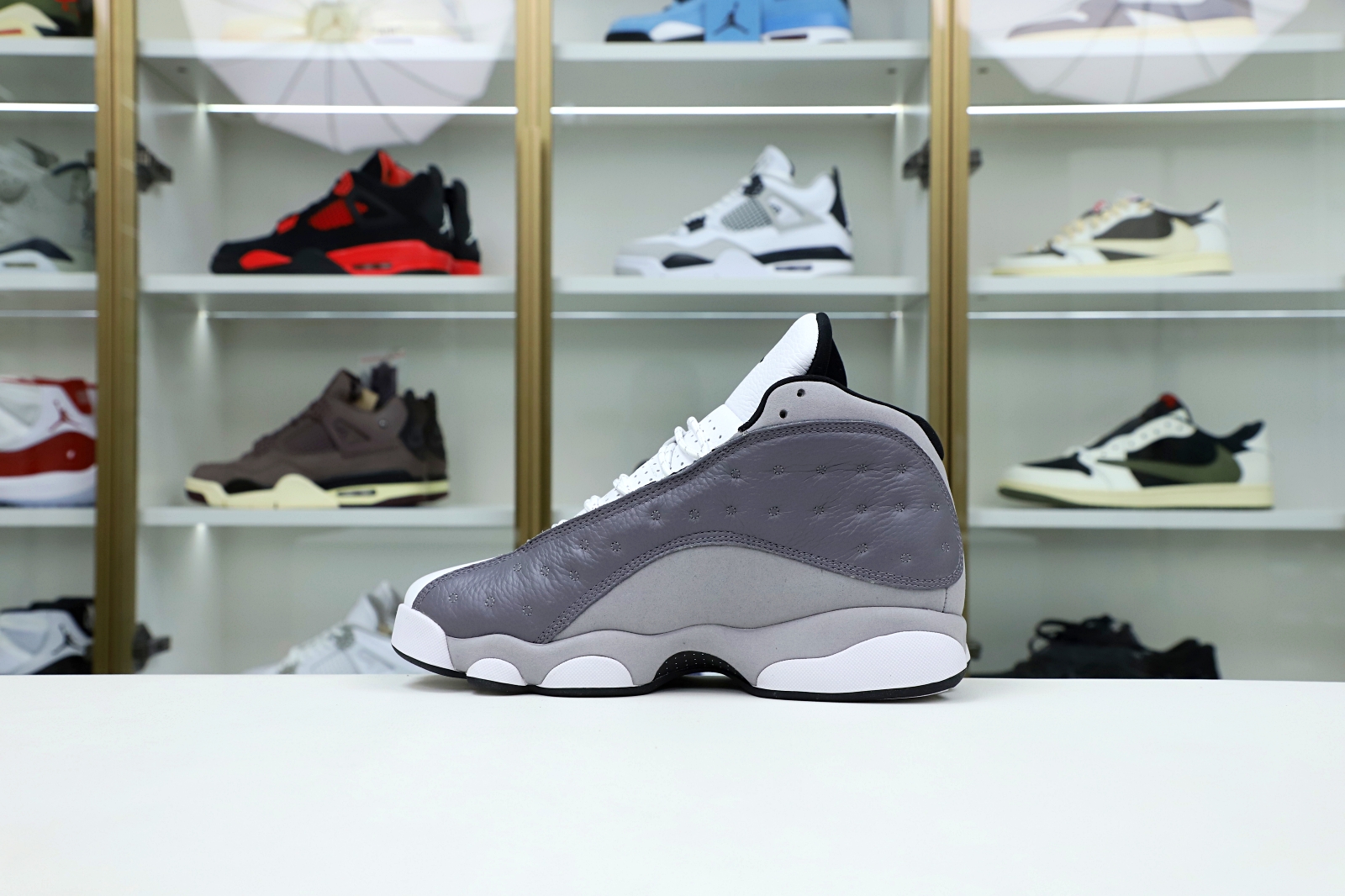AIR JORDAN 13 RETRO 'ATMOSPHERE GREY' -414571-016