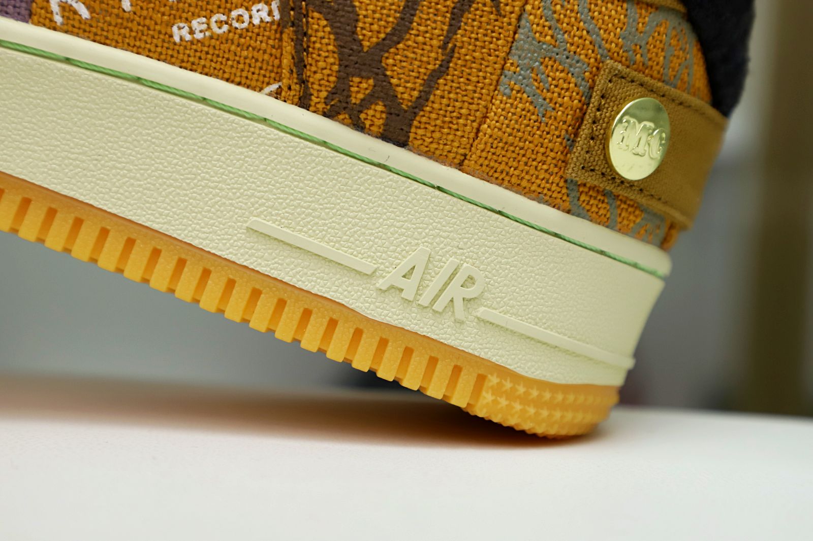 TRAVIS SCOTT X AIR FORCE 1 LOW 'CACTUS