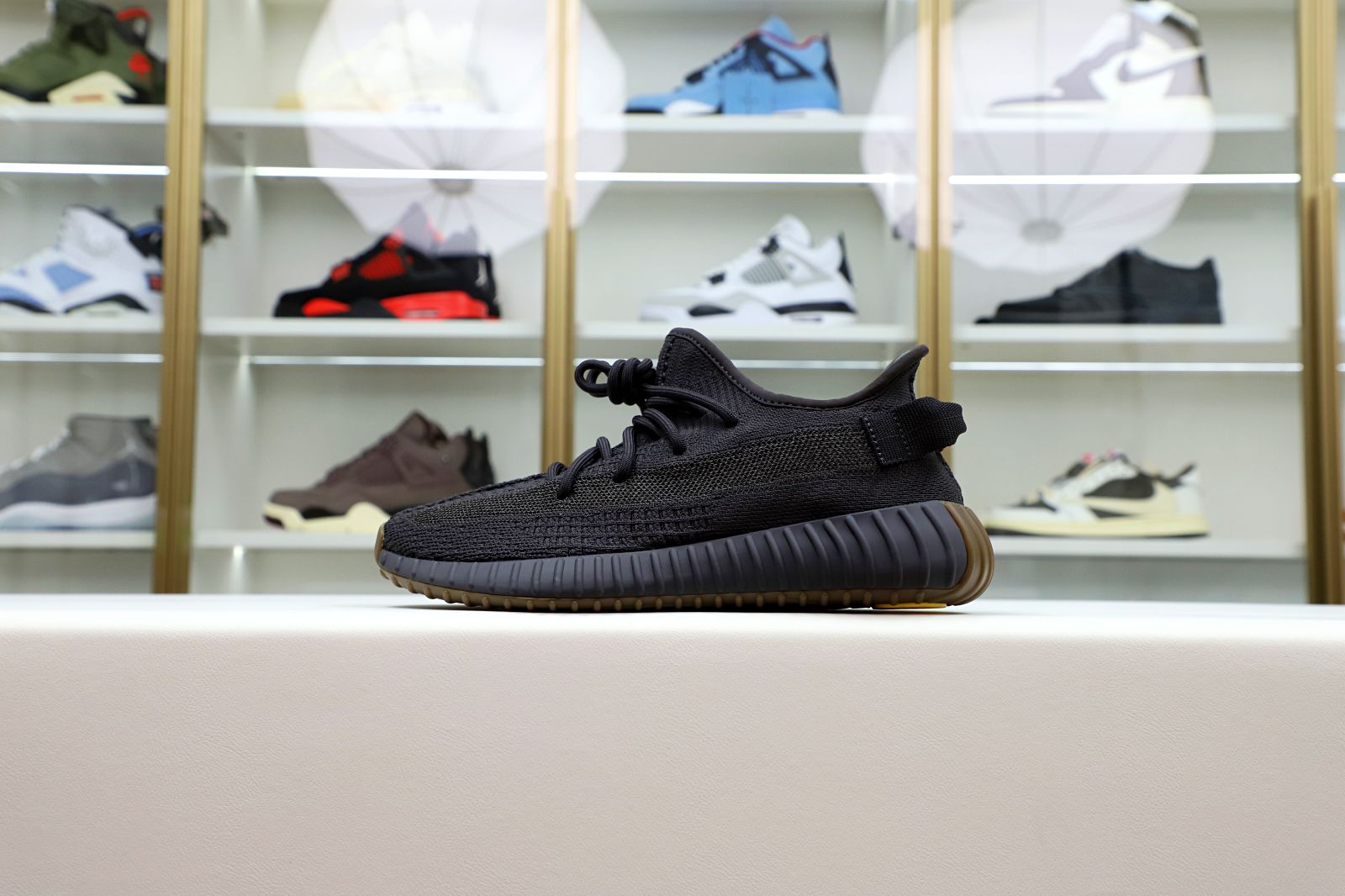 Yeezy Boost 350 V2