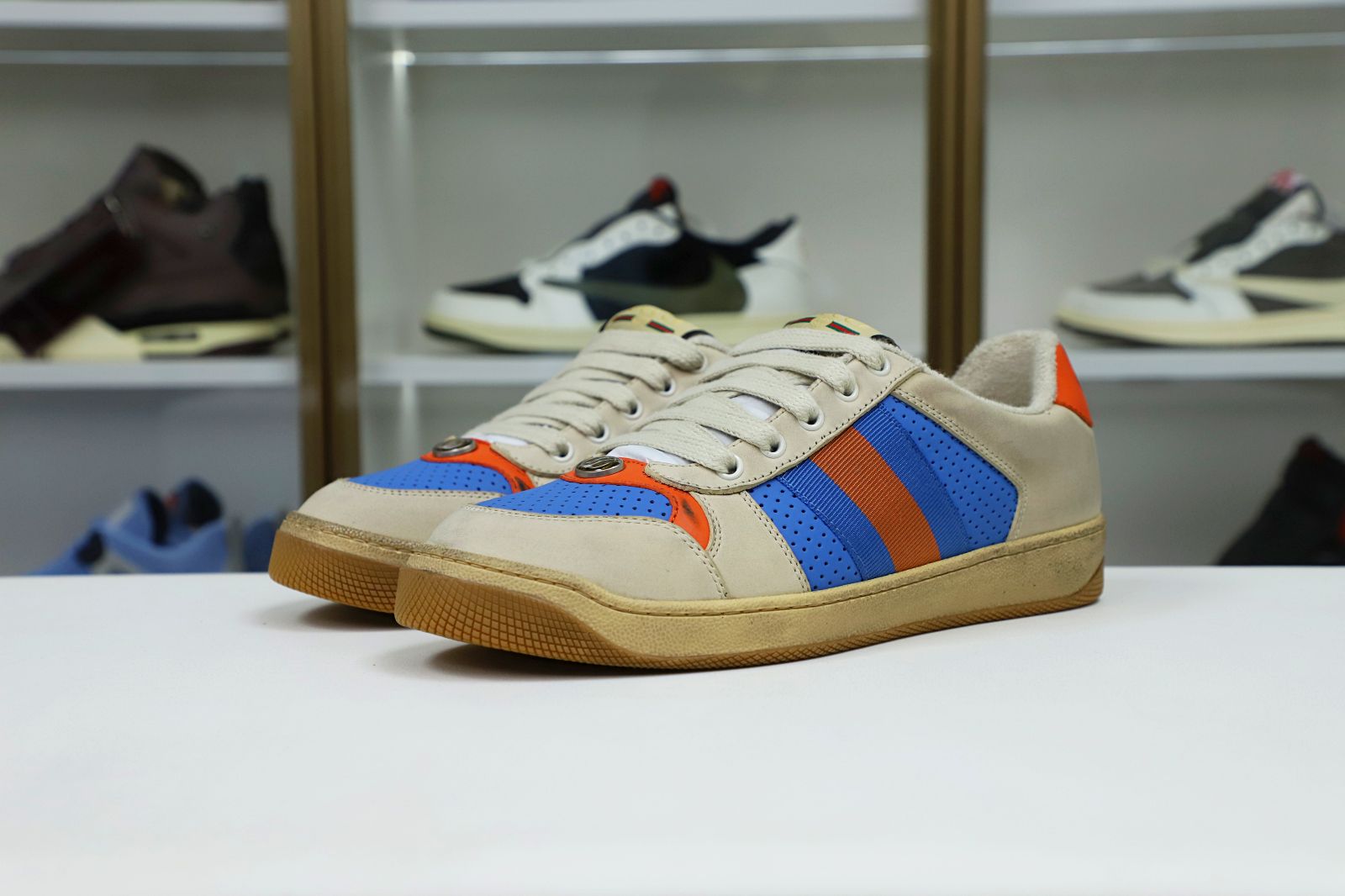 GUCCl  Screener Leather Sneaker GG