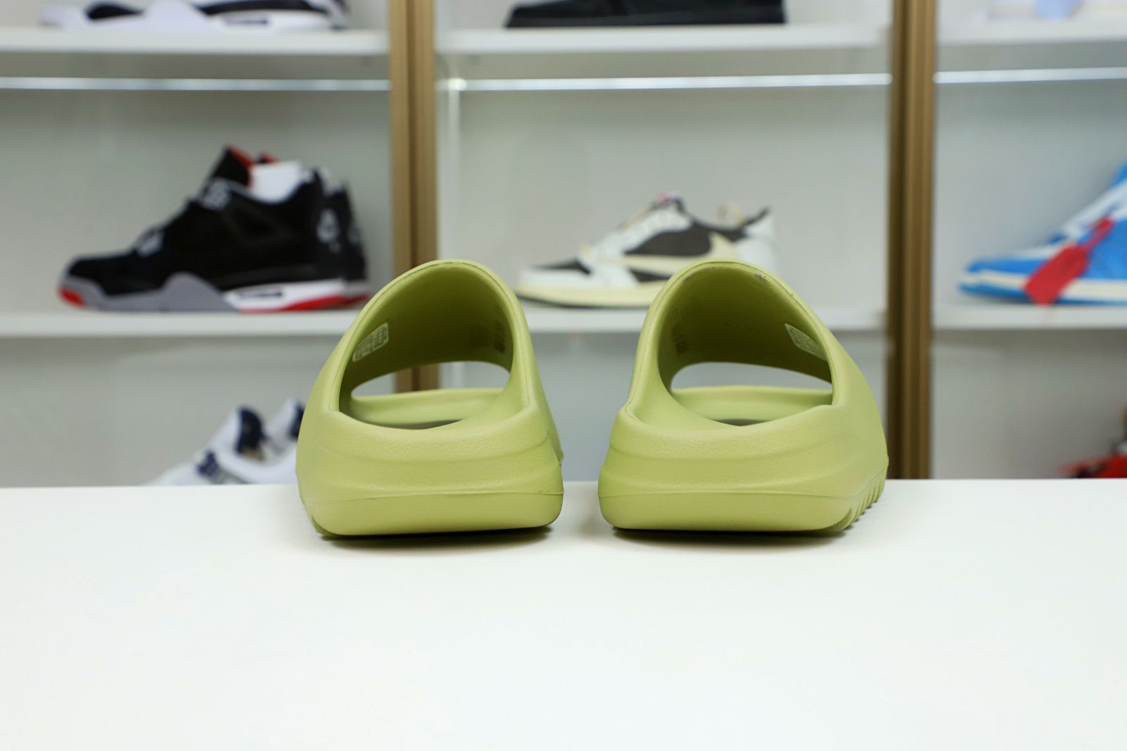 Yeezy Slide 