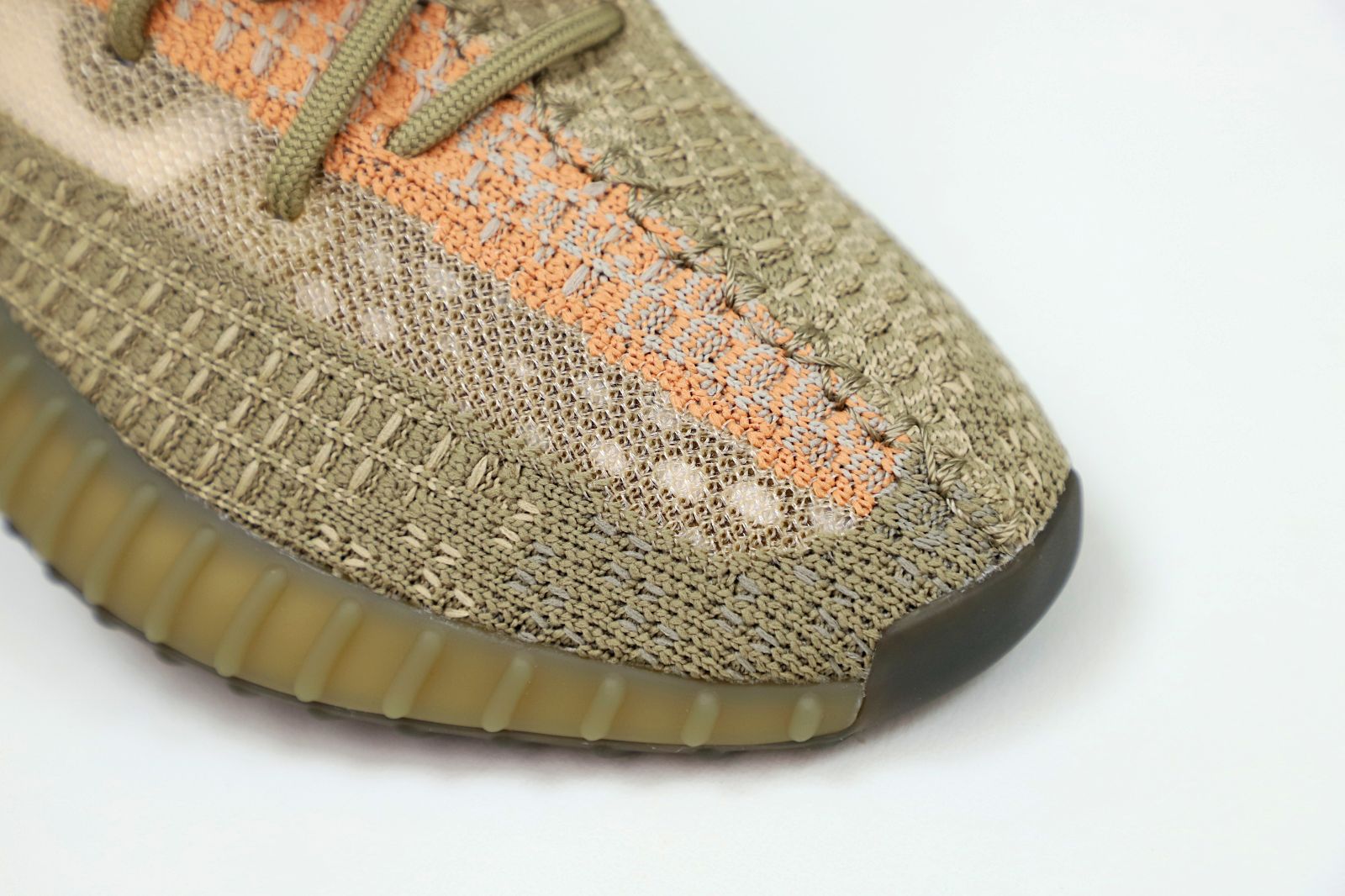 Yeezy boost 350 v2