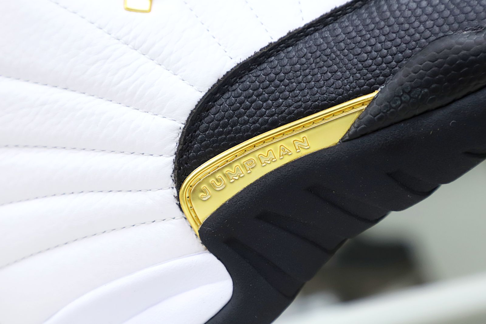 AIR JORDAN 12 RETRO 'ROYALTY'