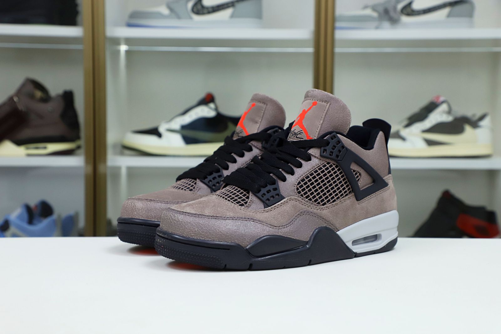 AIR JORDAN 4 RETRO 'TAUPE HAZE'