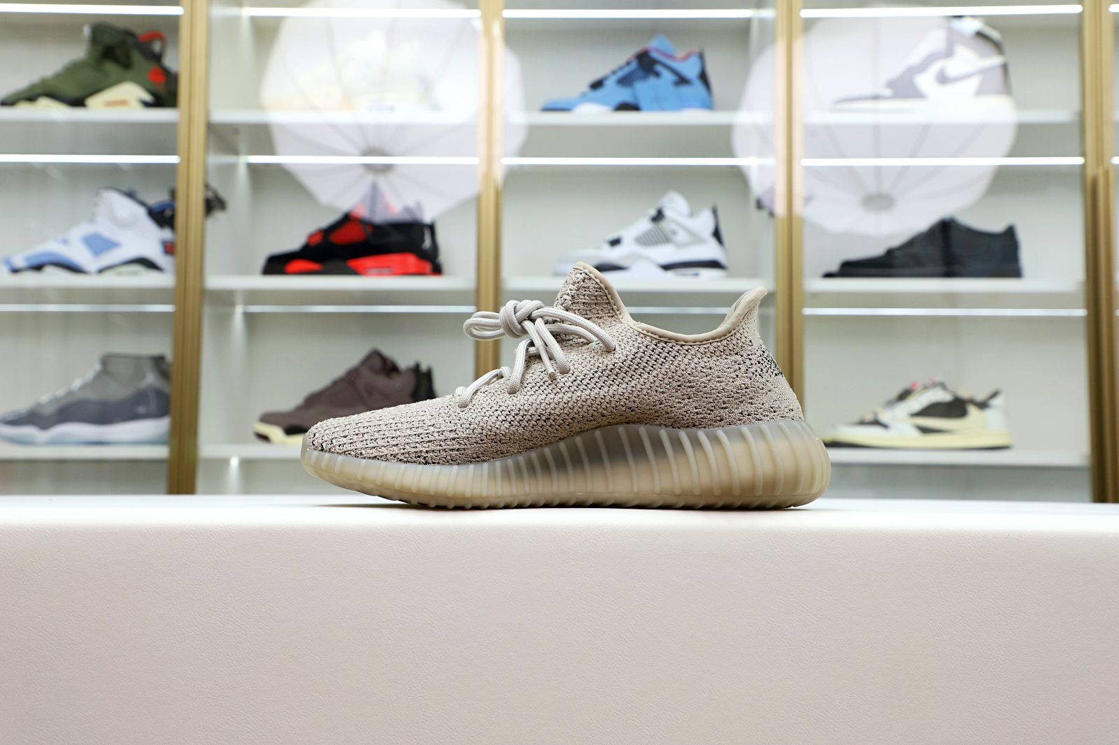 Yeezy boost 350 v2