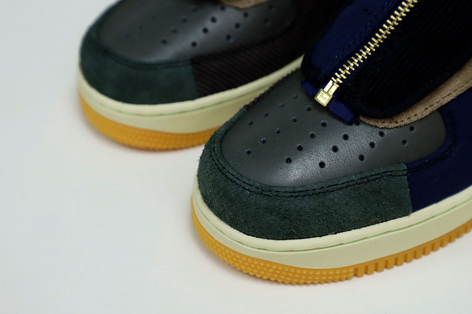 TRAVIS SCOTT X AIR FORCE 1 LOW 'CACTUS