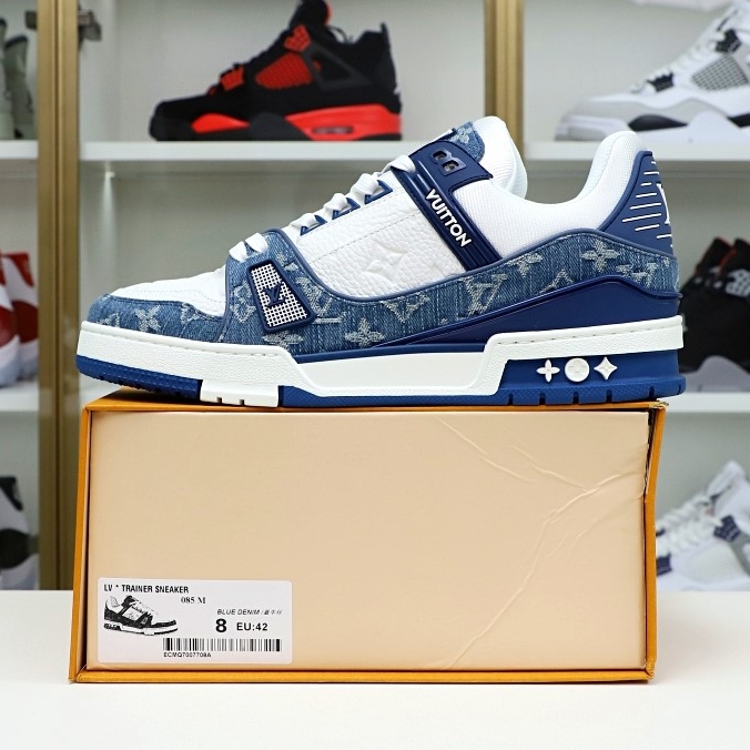 L/V Trainer