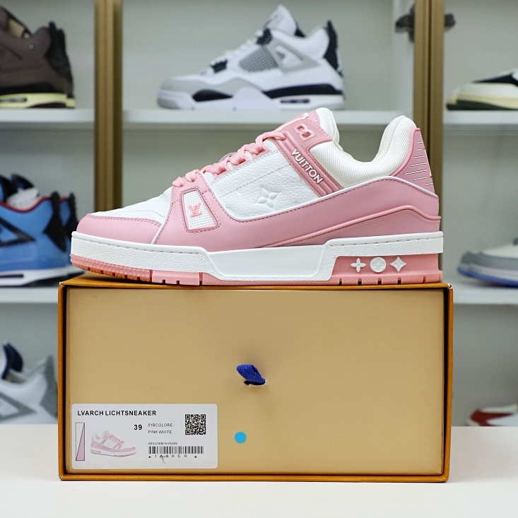 L/V Trainer