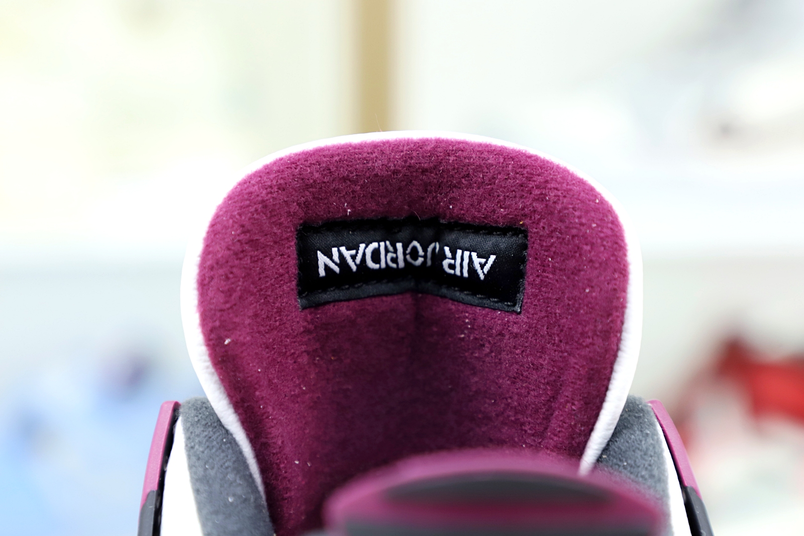 AIR JORDAN PARIS SAINT-GERMAIN X AIR JORDAN 4 RETRO 'BORDEAUX'