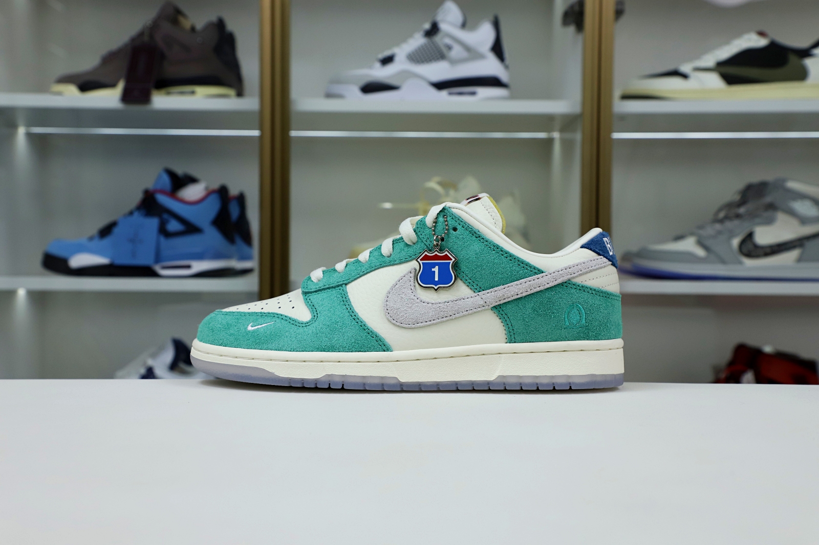 KASINA X DUNK LOW 'ROAD SIGN'