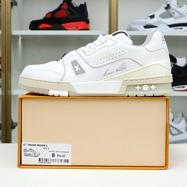 L/V Trainer