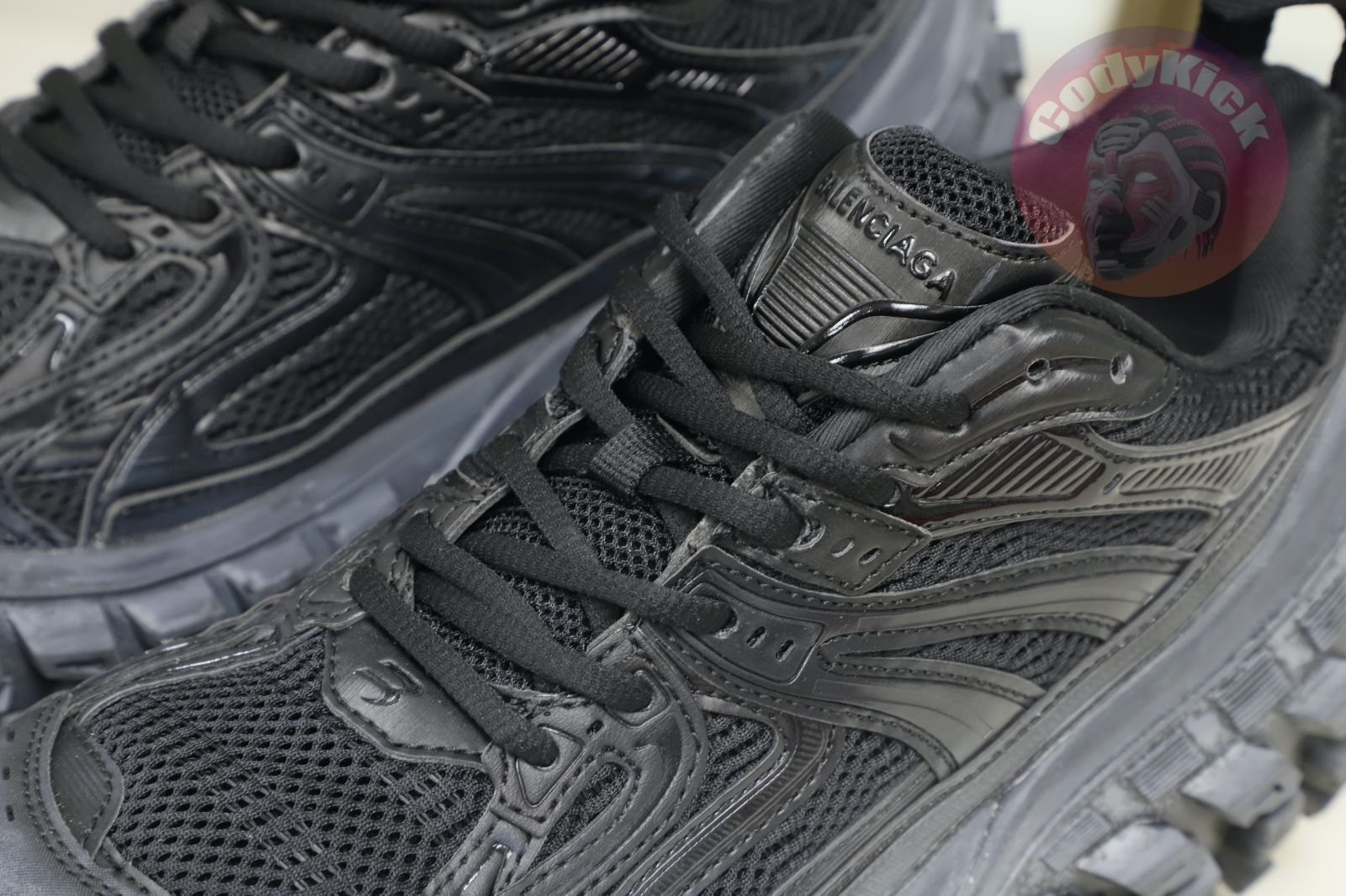 Balenciaga  Defender