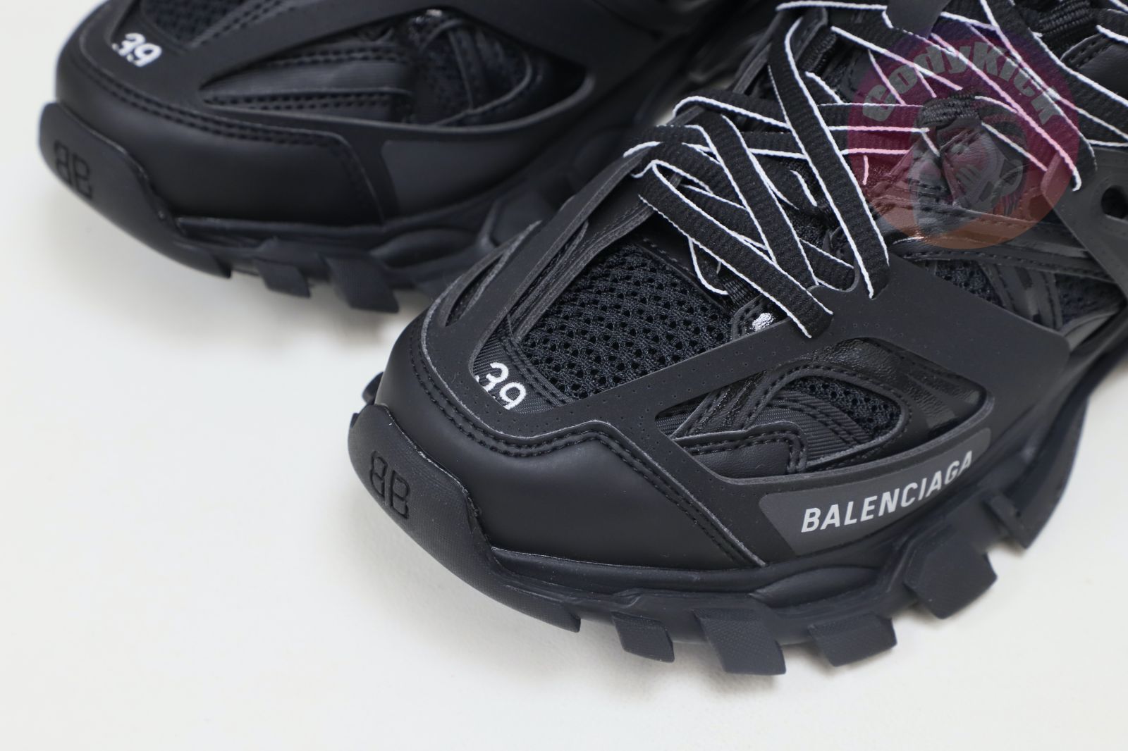 Balenciaga Track（LED）