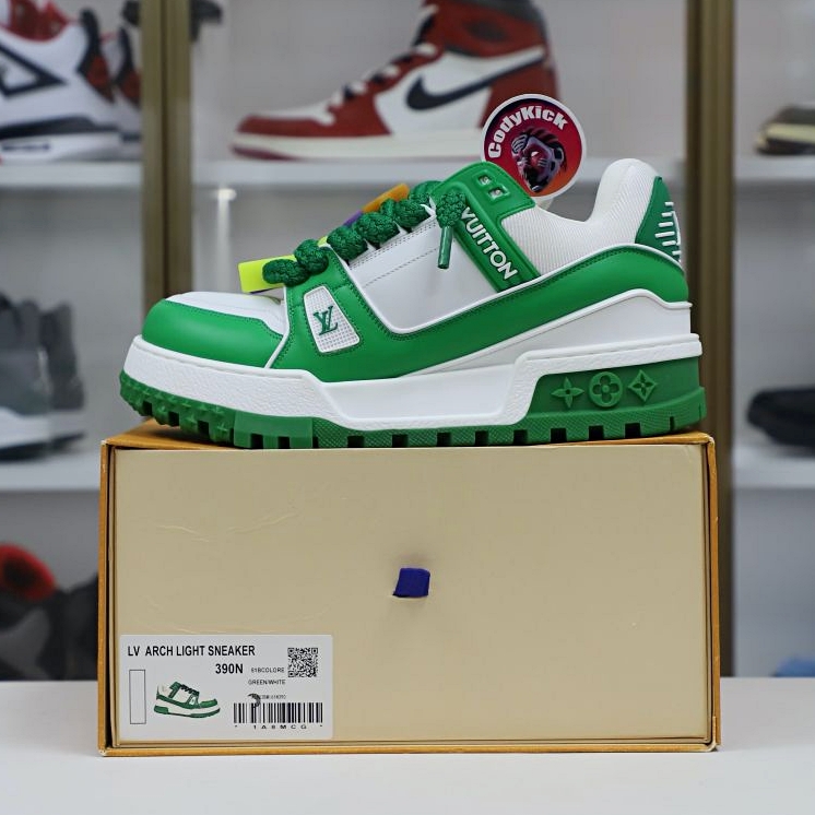 L/V Trainer