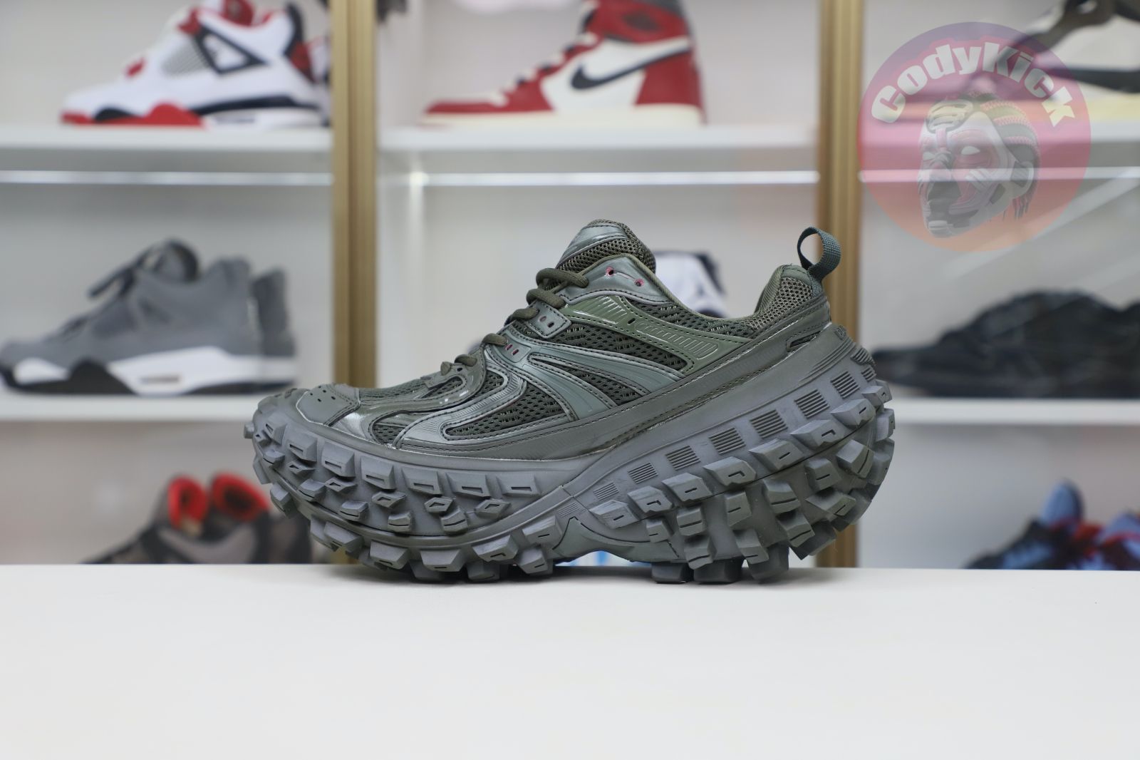 Balenciaga  Defender