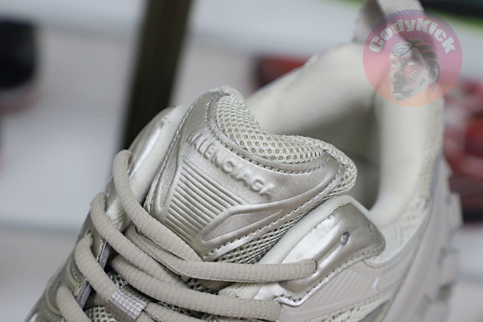 Balenciaga  Defender