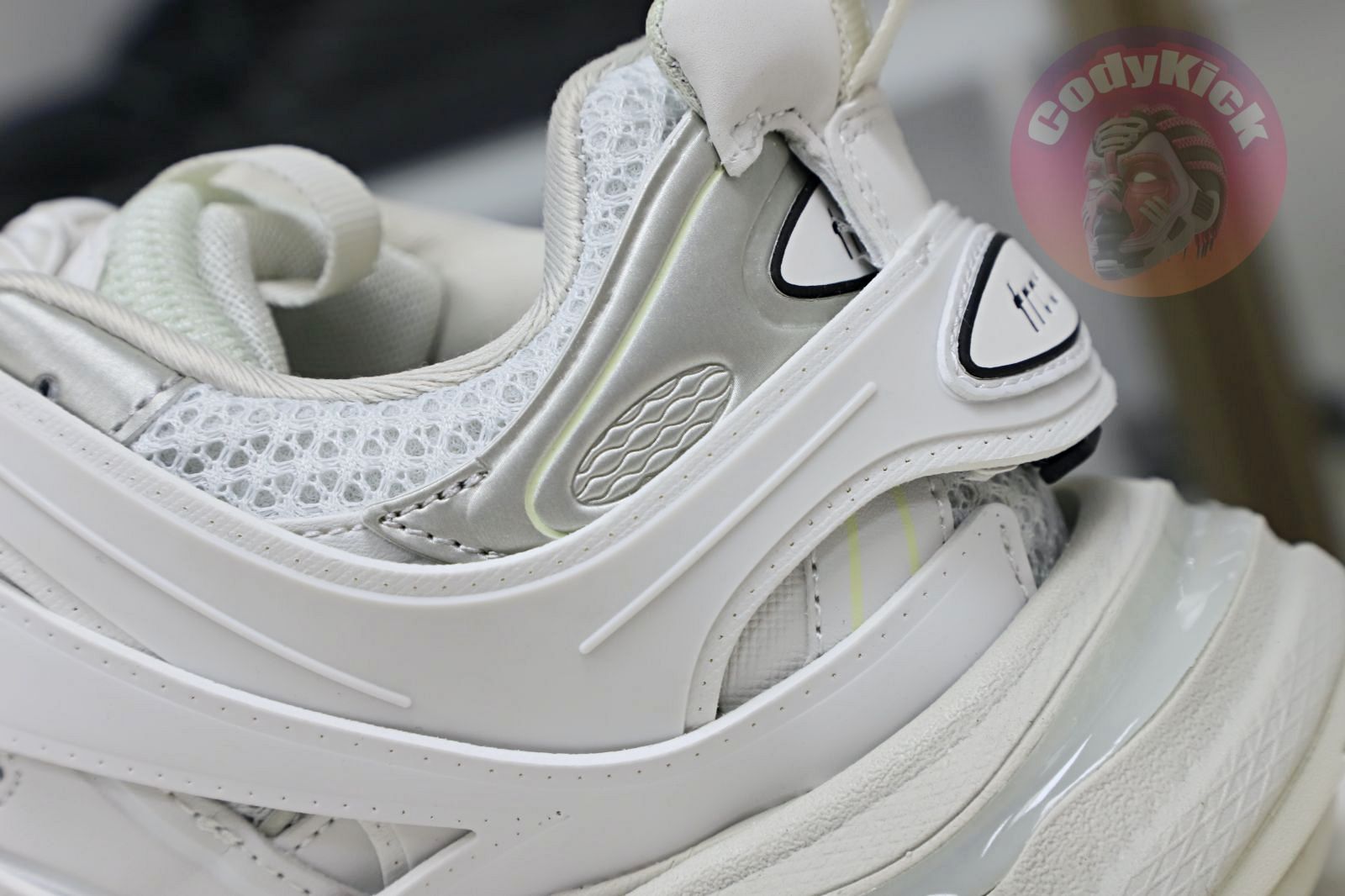 Balenciaga  Track（LED）