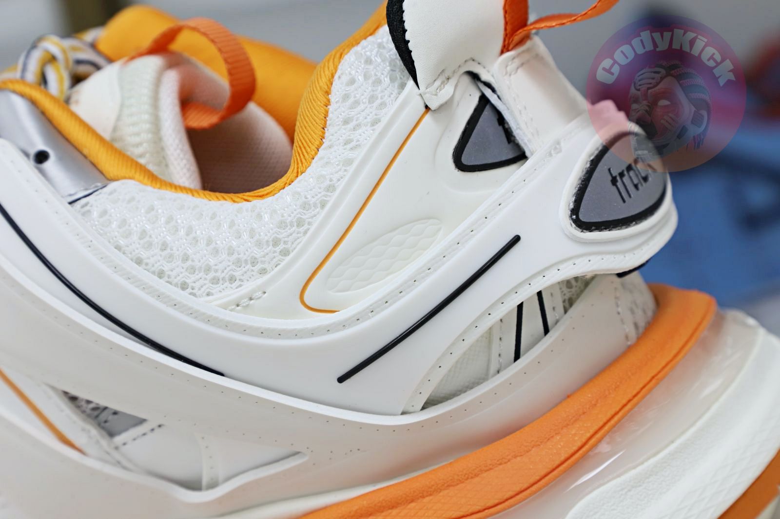 Balenciaga Track(LED)