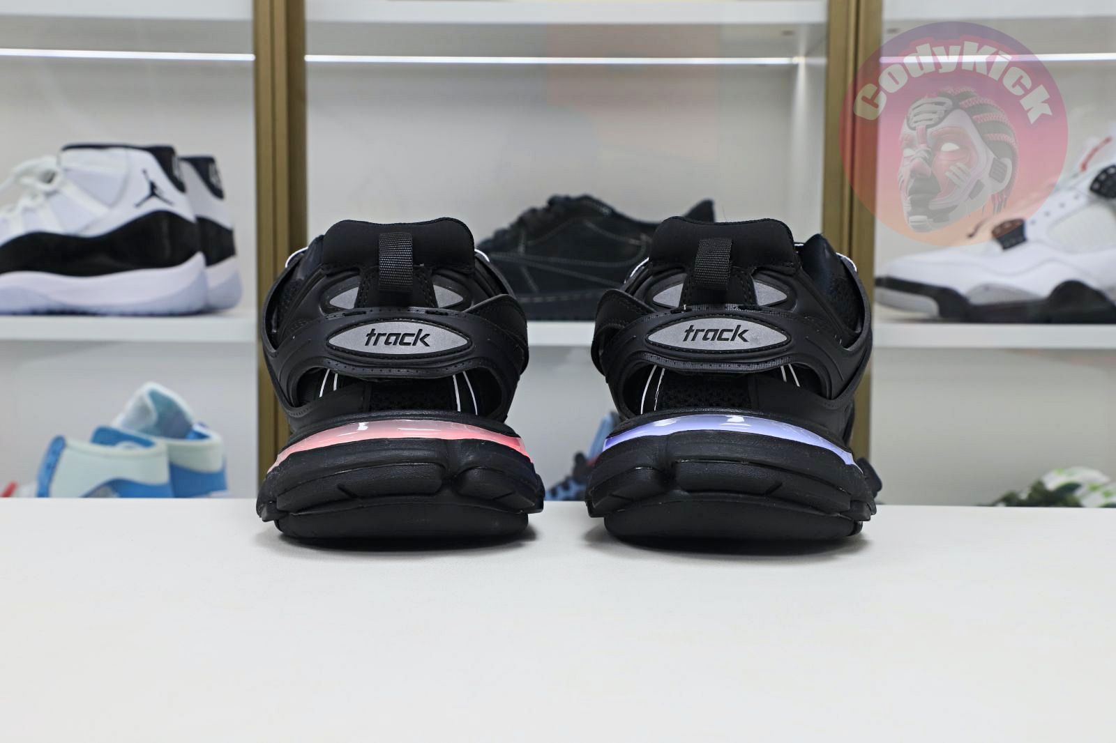 Balenciaga Track（LED）