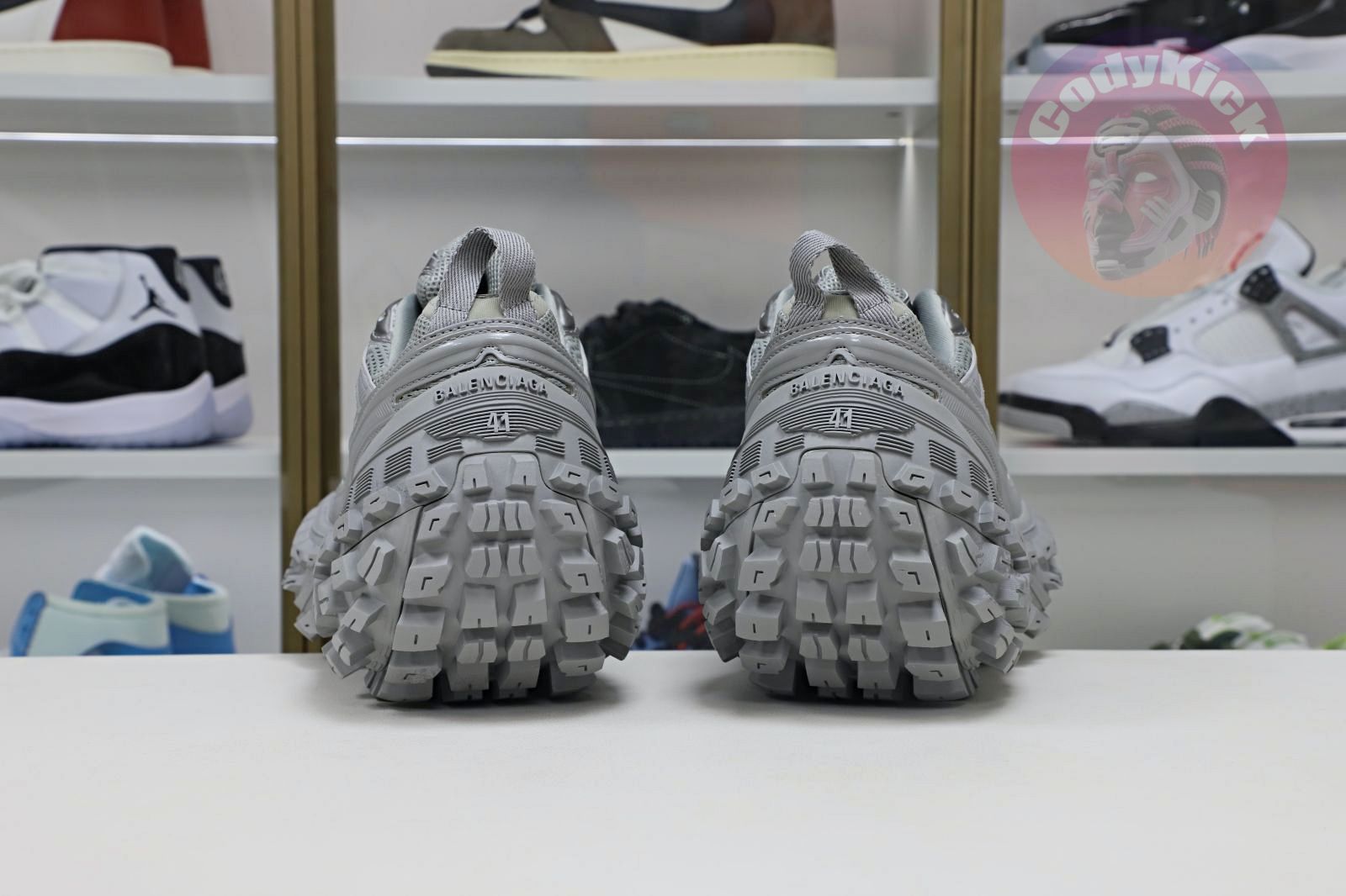 Balenciaga  Defender