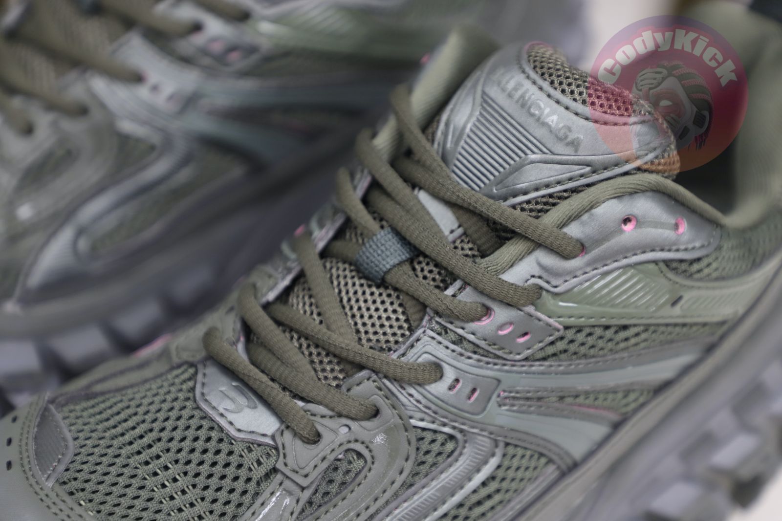 Balenciaga  Defender