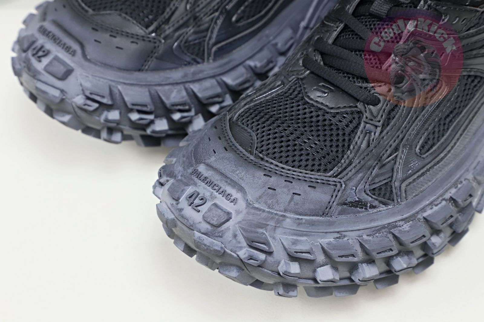 Balenciaga  Defender