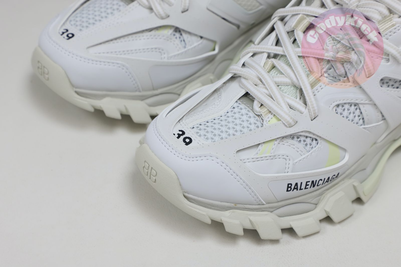 Balenciaga  Track（LED）