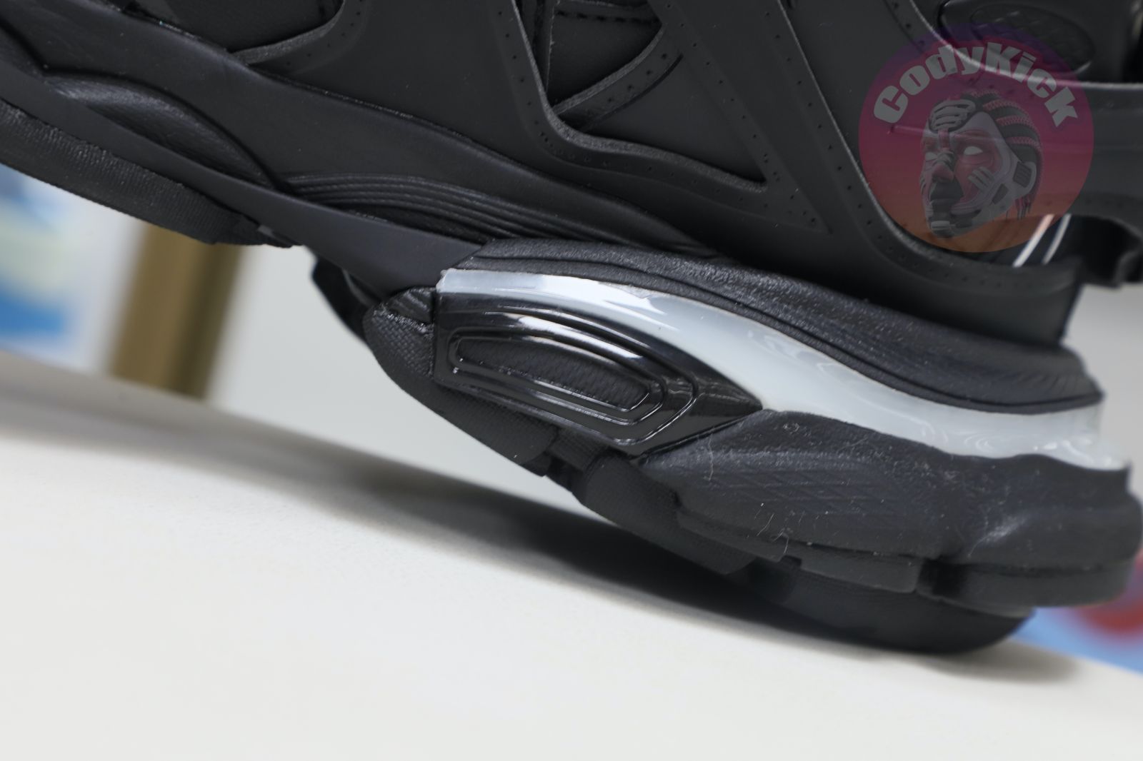 Balenciaga Track（LED）