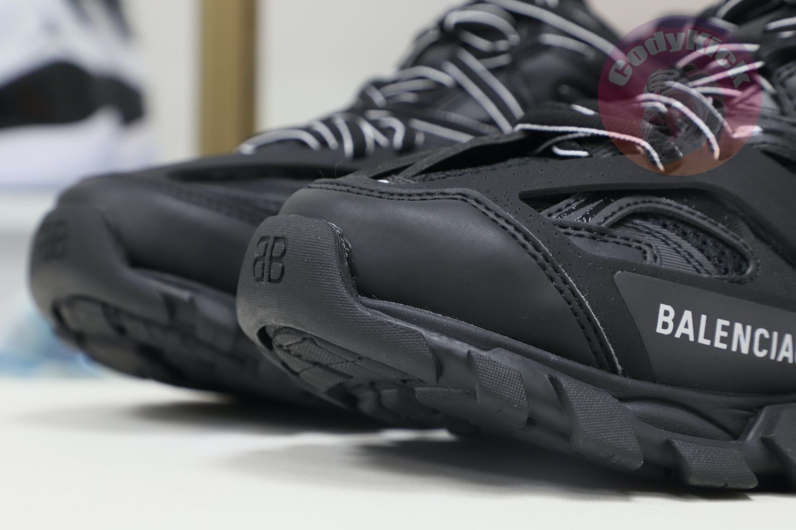 Balenciaga Track（LED）