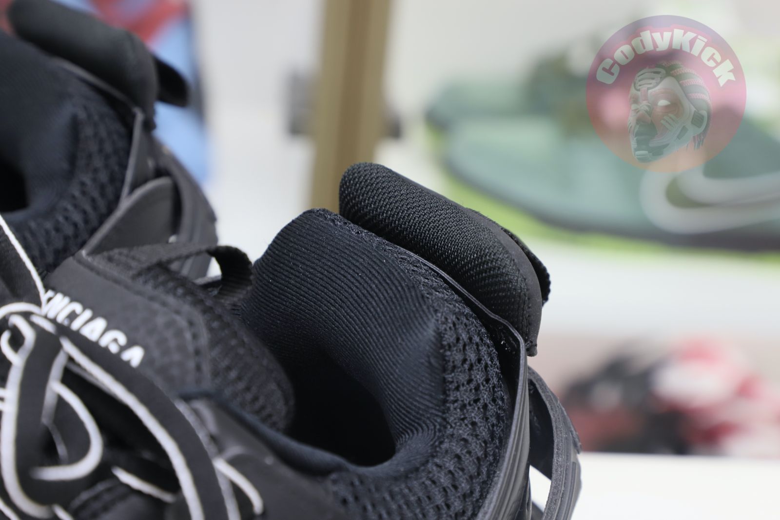 Balenciaga Track（LED）