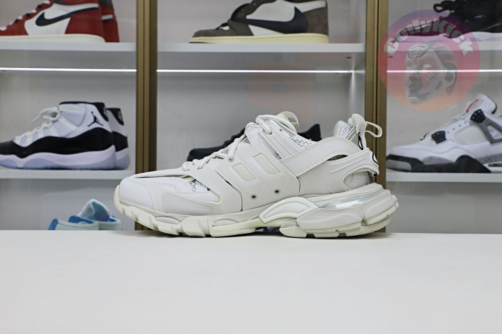 Balenciaga  Track（LED）