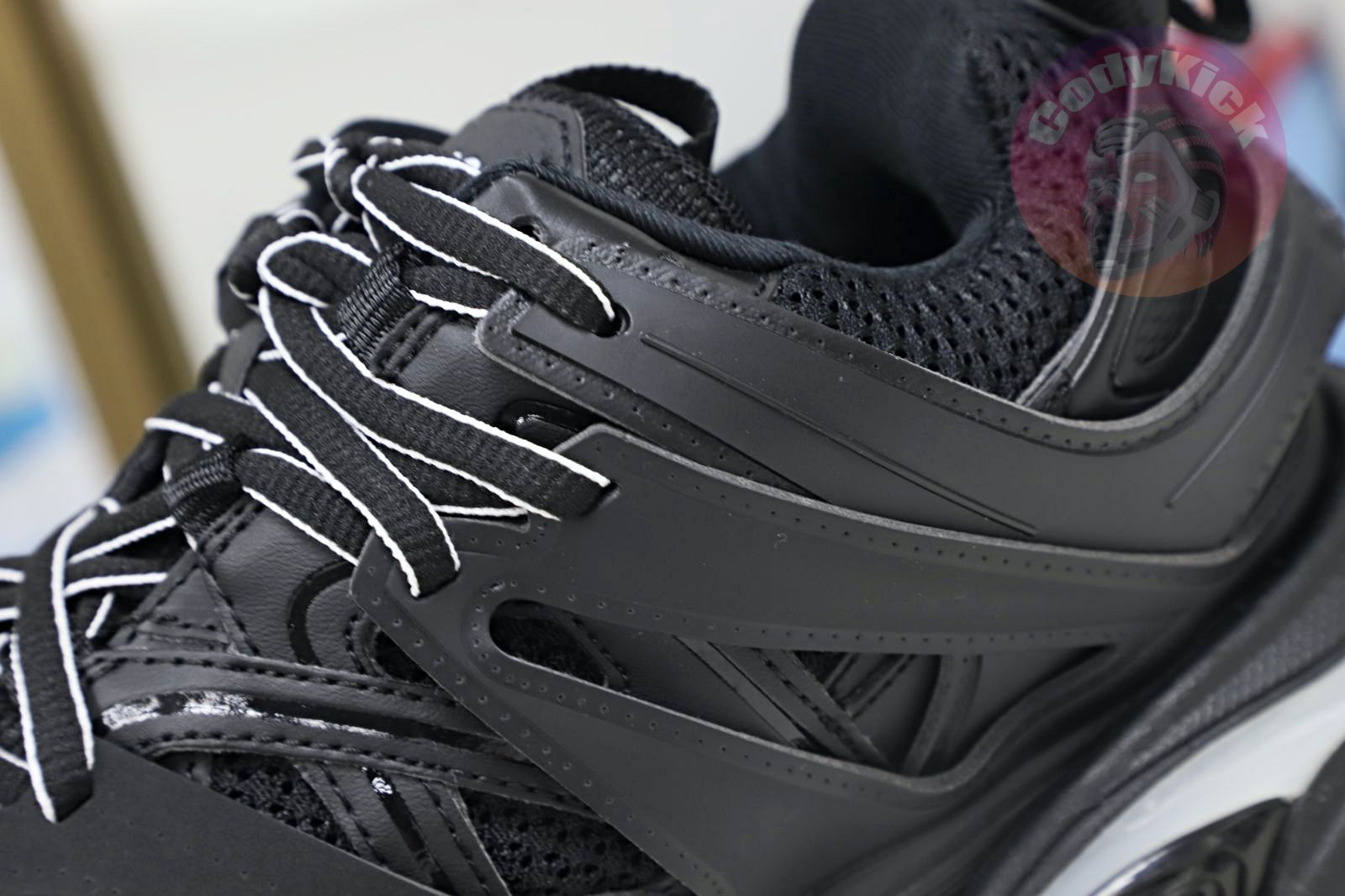 Balenciaga Track（LED）