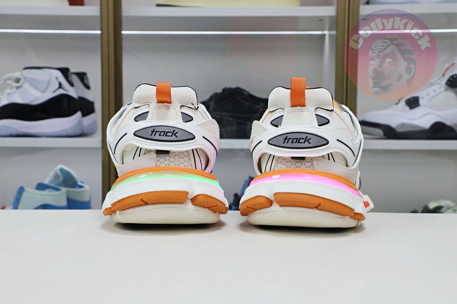 Balenciaga Track(LED)