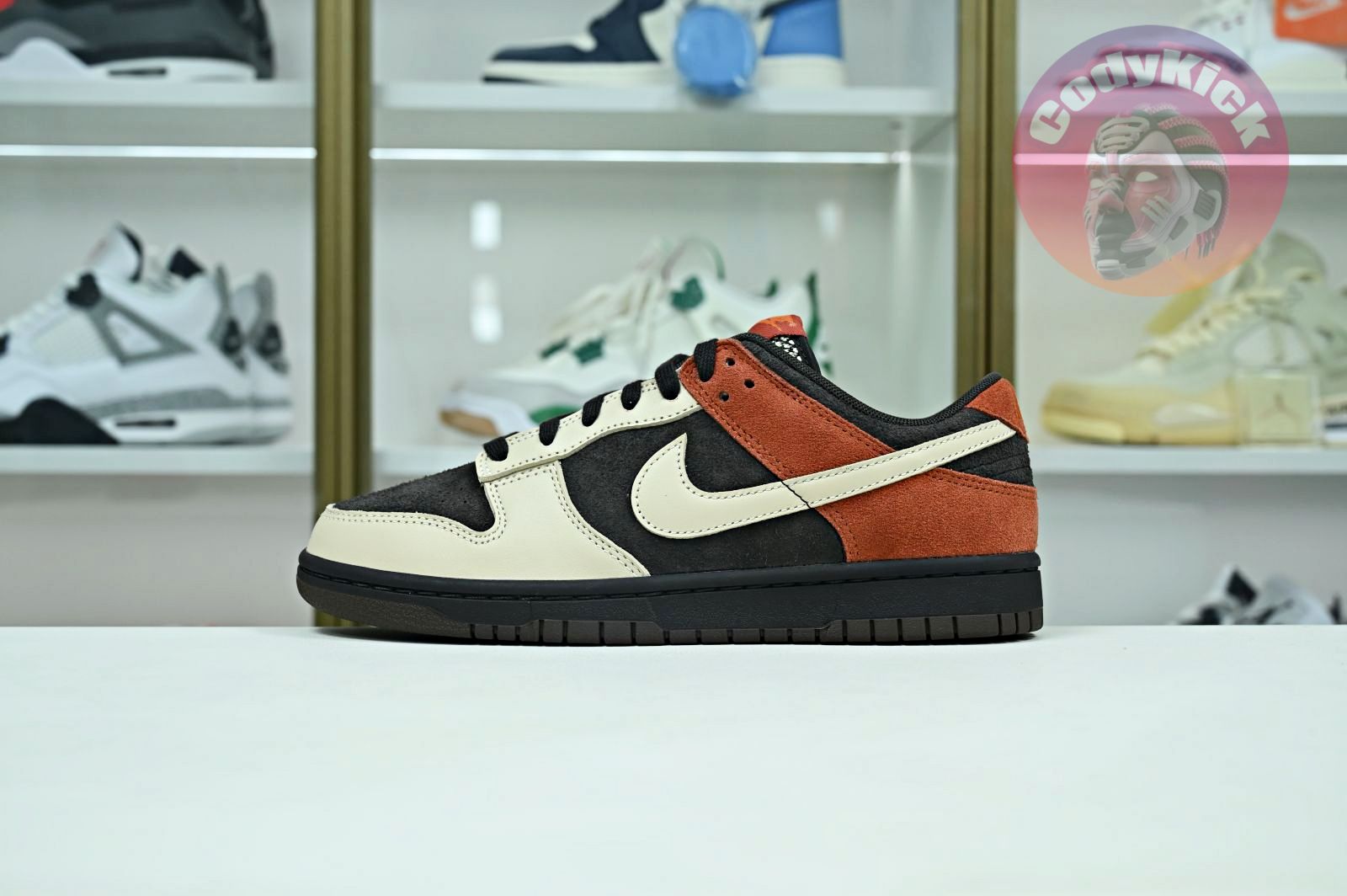 Nike Dunk Low