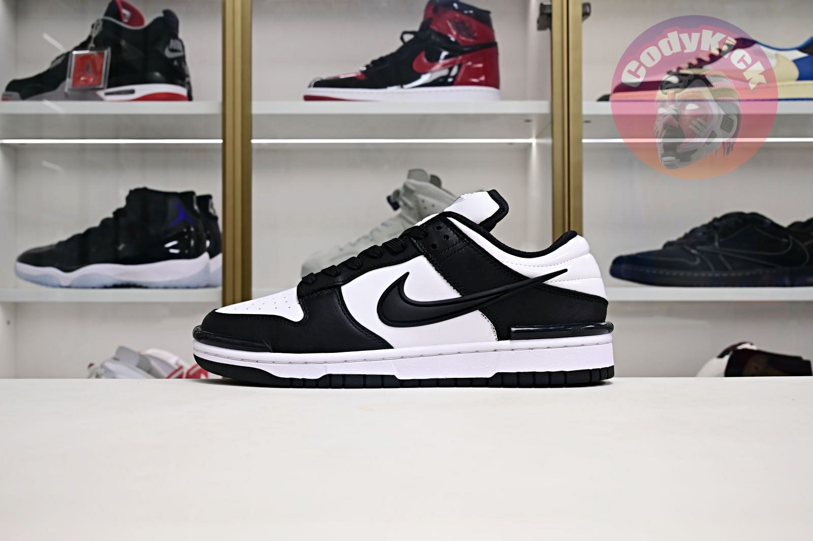 Nike DunkLowTwist