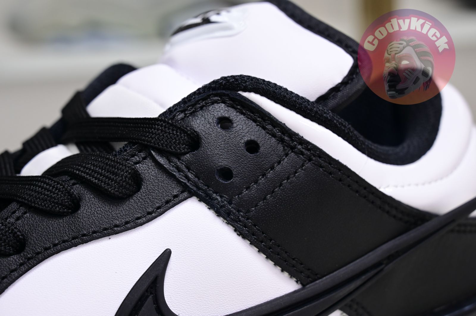 Nike DunkLowTwist