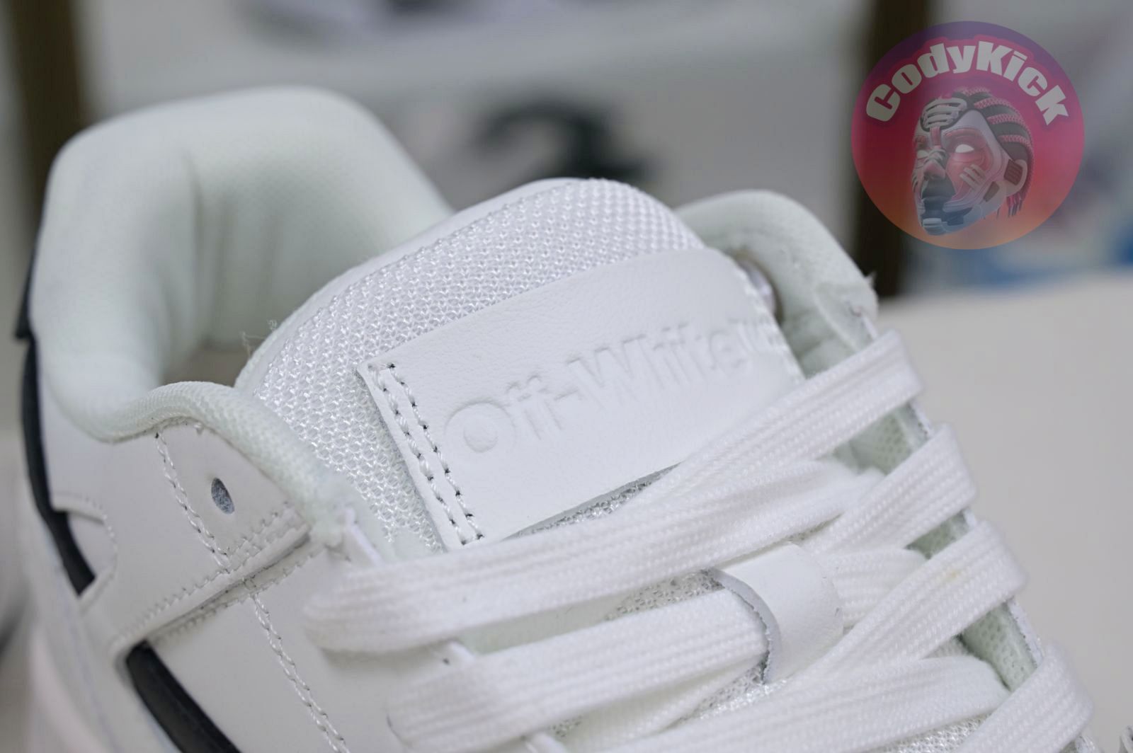 OFF-WHITE Ous Of Office