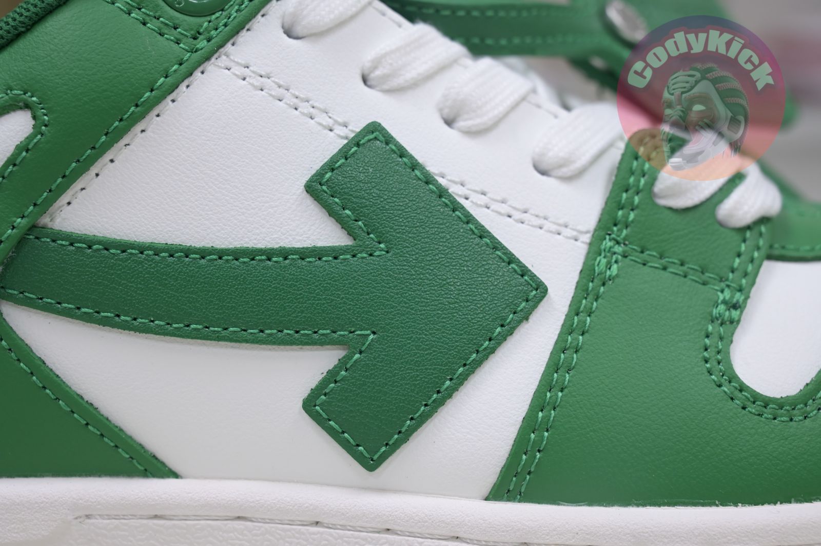 OFF-WHITE Ous Of Office