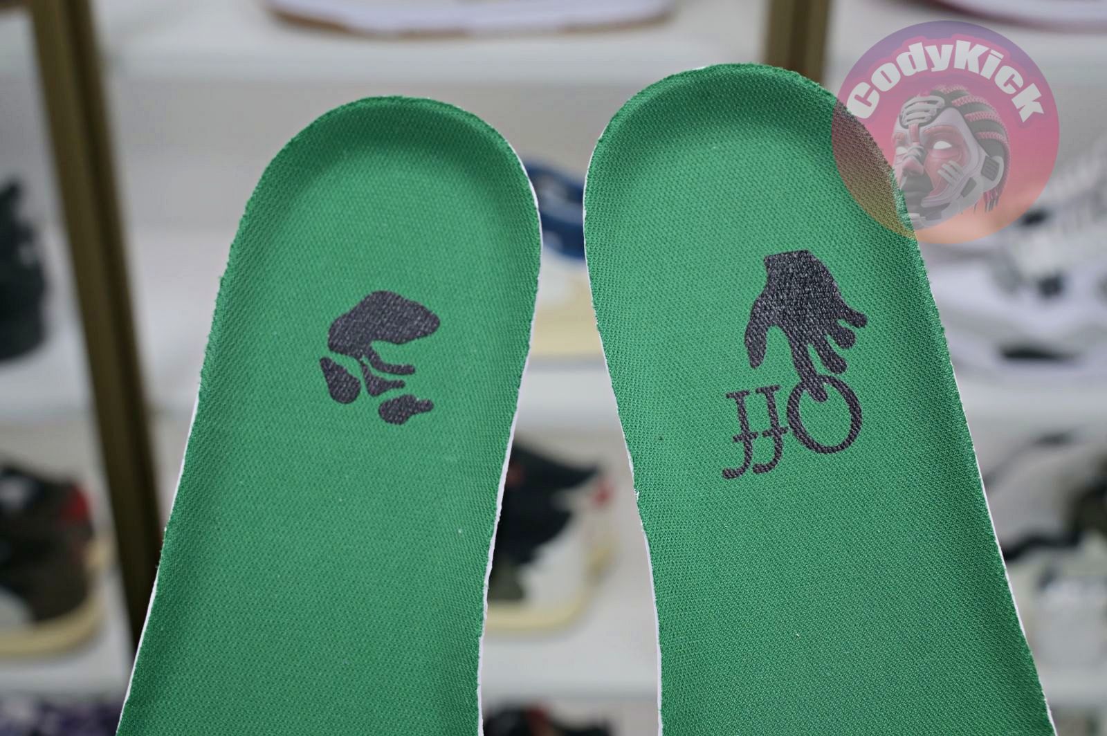 OFF-WHITE Ous Of Office