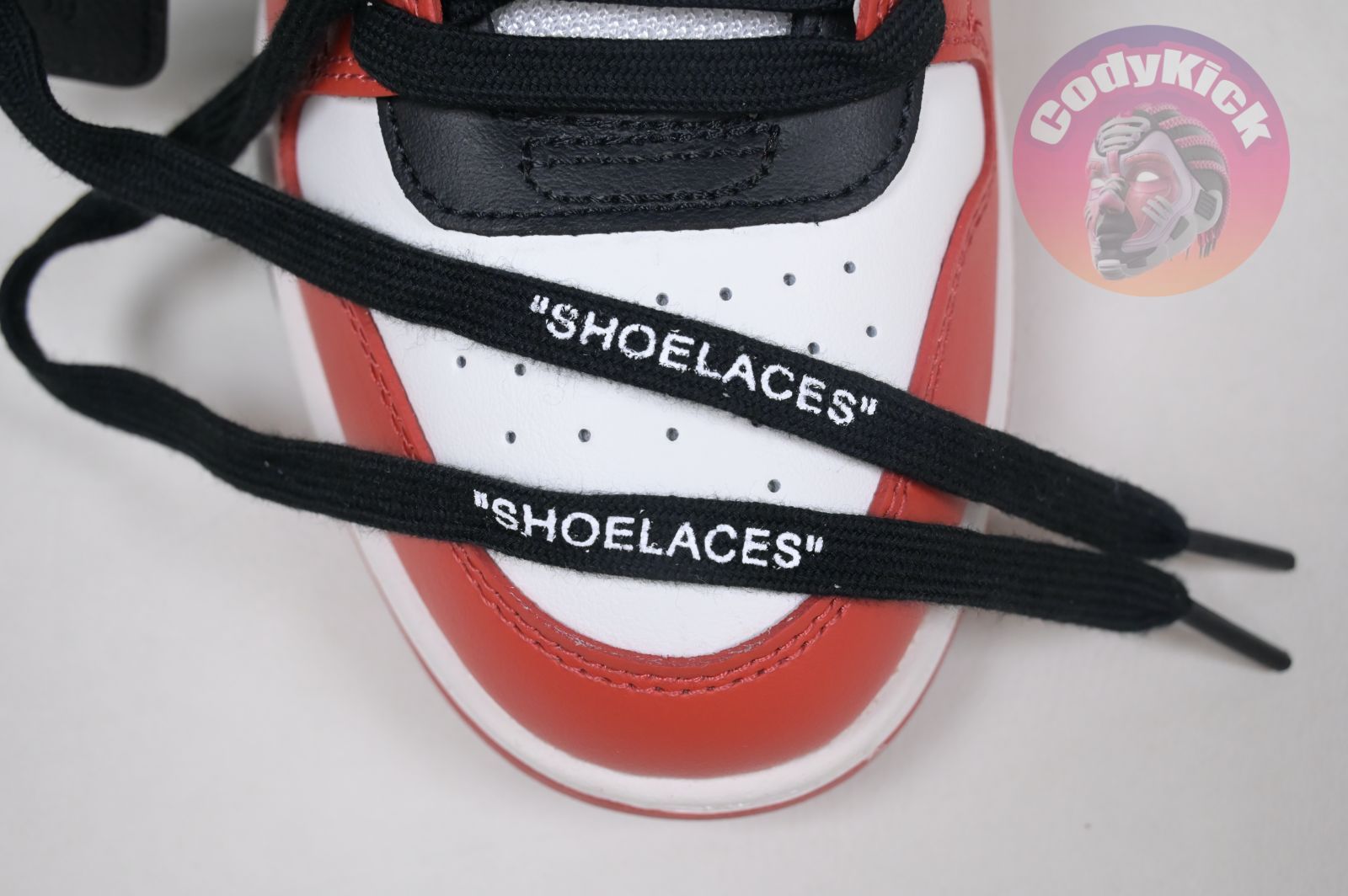 OFF-WHITE Ous Of Office