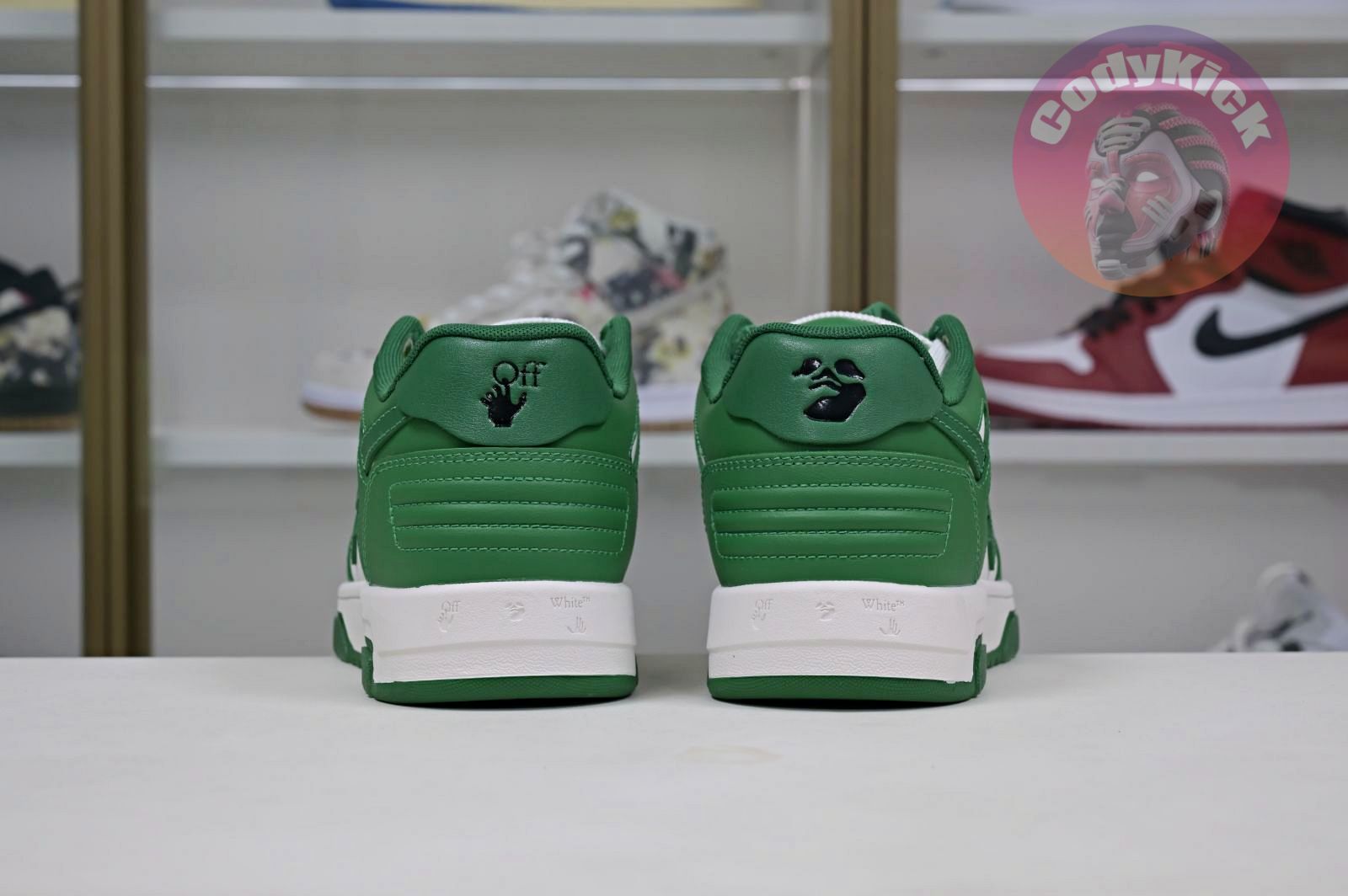 OFF-WHITE Ous Of Office