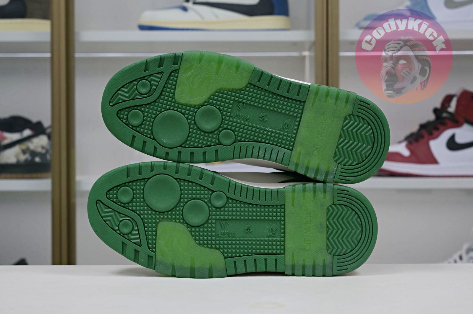 OFF-WHITE Ous Of Office