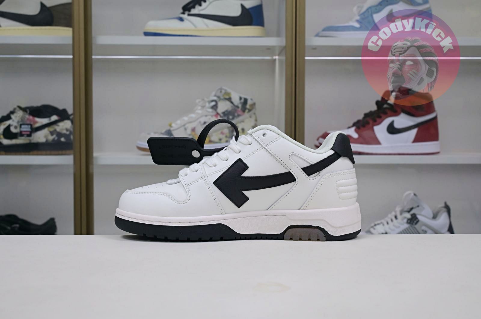 OFF-WHITE Ous Of Office